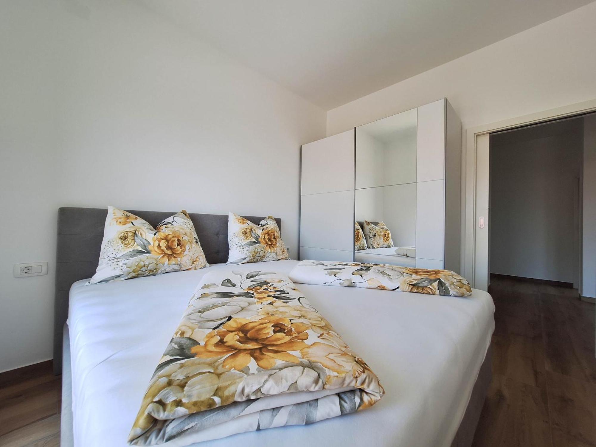 Apartments Kulas Novi Vinodolski Exterior photo